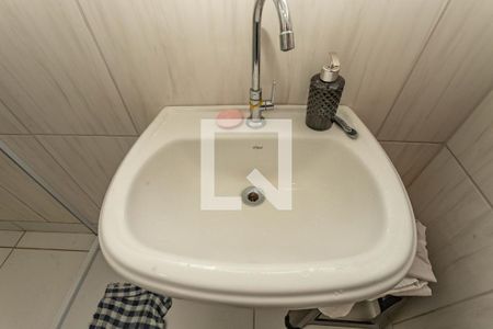 Casa à venda com 200m², 3 quartos e 4 vagasBanheiro social 2