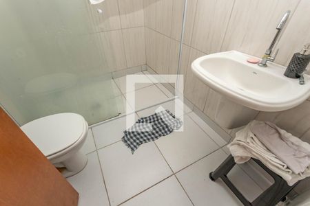 Casa à venda com 200m², 3 quartos e 4 vagasBanheiro social 2