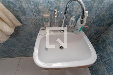 Casa à venda com 200m², 3 quartos e 4 vagasBanheiro da suíte