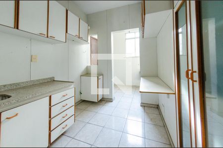 Apartamento à venda com 170m², 5 quartos e 1 vagaCozinha