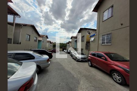 Apartamento à venda com 2 quartos, 40m² em California, Belo Horizonte