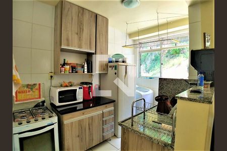 Apartamento à venda com 2 quartos, 47m² em Carlos Prates, Belo Horizonte
