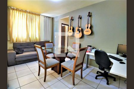 Apartamento à venda com 2 quartos, 47m² em Carlos Prates, Belo Horizonte
