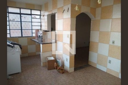 Casa à venda com 3 quartos, 334m² em Padre Eustáquio, Belo Horizonte