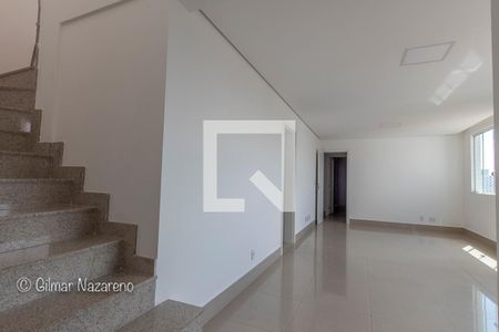 Apartamento à venda com 3 quartos, 178m² em Padre Eustáquio, Belo Horizonte