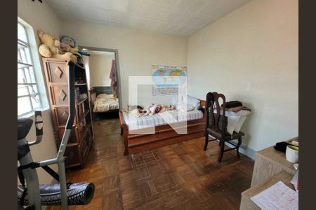 Casa à venda com 3 quartos, 140m² em Carlos Prates, Belo Horizonte