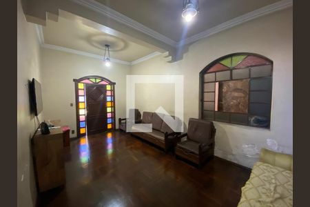 Casa à venda com 6 quartos, 320m² em Carlos Prates, Belo Horizonte