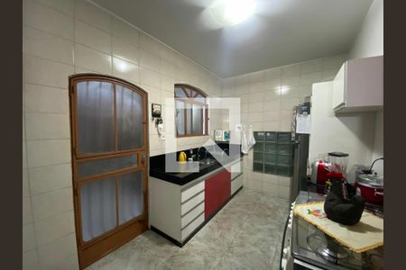 Casa à venda com 314m², 5 quartos e 4 vagas