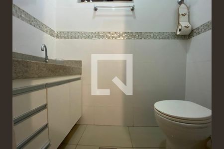 Casa à venda com 314m², 5 quartos e 4 vagas