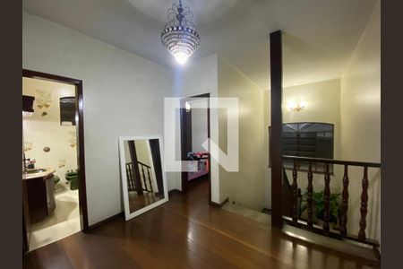 Casa à venda com 314m², 5 quartos e 4 vagas