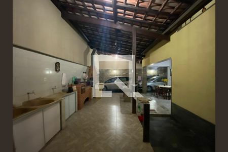 Casa à venda com 314m², 5 quartos e 4 vagas