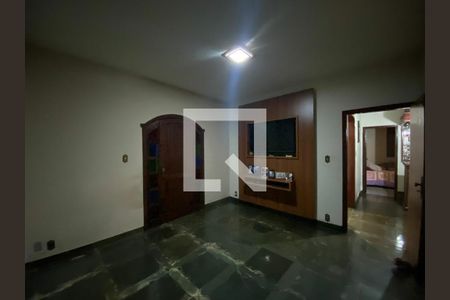 Casa à venda com 5 quartos, 314m² em Caiçara-Adelaide, Belo Horizonte
