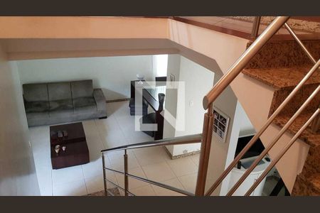 Casa à venda com 4 quartos, 281m² em Alto Caiçaras, Belo Horizonte