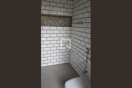 Casa à venda com 281m², 4 quartos e 4 vagas