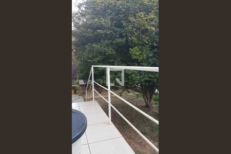 Casa à venda com 281m², 4 quartos e 4 vagas