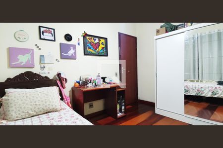 Apartamento à venda com 2 quartos, 48m² em Carlos Prates, Belo Horizonte