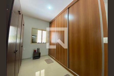 Casa à venda com 4 quartos, 364m² em Padre Eustáquio, Belo Horizonte