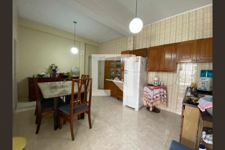 Casa à venda com 364m², 4 quartos e 3 vagas