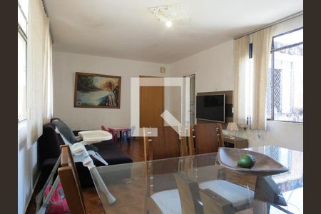 Casa à venda com 5 quartos, 720m² em Pedro II, Belo Horizonte