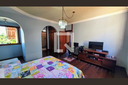Casa à venda com 4 quartos, 312m² em Alto Caiçaras, Belo Horizonte