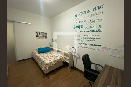 Casa à venda com 5 quartos, 269m² em Caiçaras, Belo Horizonte