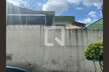 Casa à venda com 269m², 5 quartos e 1 vaga