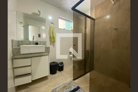 Casa à venda com 5 quartos, 269m² em Caiçaras, Belo Horizonte