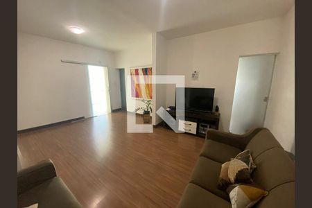 Casa à venda com 5 quartos, 269m² em Caiçaras, Belo Horizonte