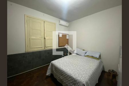 Casa à venda com 269m², 5 quartos e 1 vaga