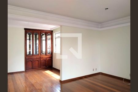 Apartamento à venda com 128m², 4 quartos e 3 vagas