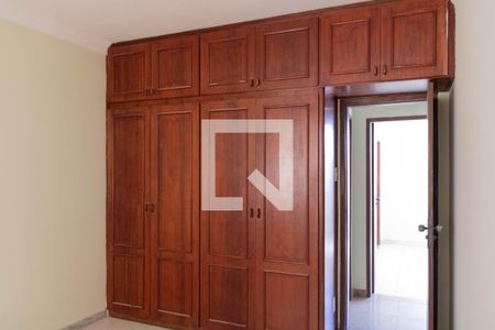 Casa à venda com 155m², 4 quartos e 2 vagasQuarto 1