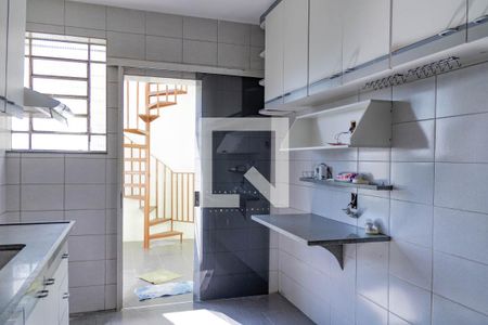 Casa à venda com 155m², 4 quartos e 2 vagasCozinha