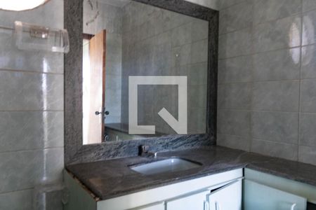 Casa à venda com 155m², 4 quartos e 2 vagasBanheiro de serviço