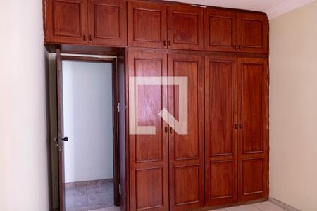 Casa à venda com 155m², 4 quartos e 2 vagasQuarto 2