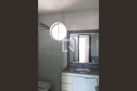 Casa à venda com 155m², 4 quartos e 2 vagasBanheiro de serviço