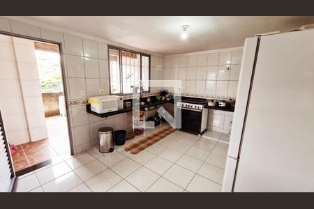 Casa à venda com 236m², 3 quartos e 4 vagas