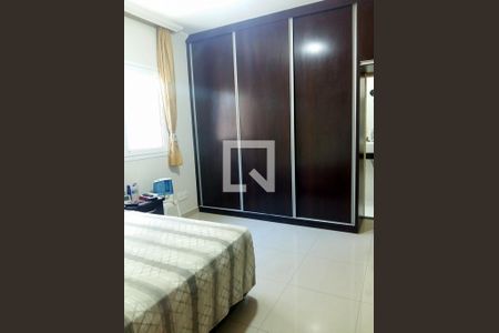 Casa à venda com 4 quartos, 280m² em João Pinheiro, Belo Horizonte