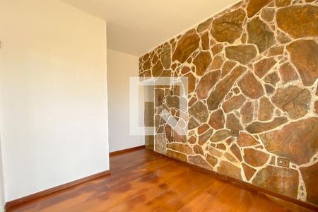 Sala de casa à venda com 4 quartos, 218m² em Carlos Prates, Belo Horizonte