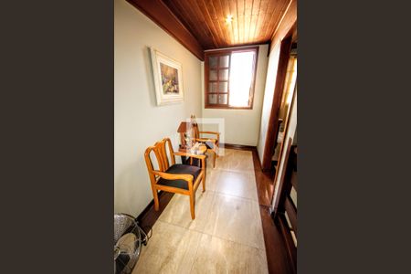 Casa à venda com 4 quartos, 343m² em João Pinheiro, Belo Horizonte