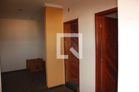 Casa à venda com 10 quartos, 330m² em Carlos Prates, Belo Horizonte