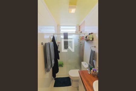 Casa à venda com 180m², 4 quartos e 2 vagas Casa à venda com 180m², 4 quartos e 2 vagasBanheiro Social