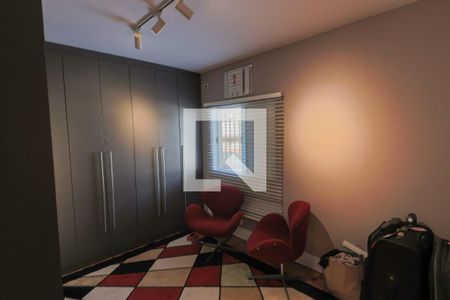 Casa à venda com 180m², 4 quartos e 2 vagas Casa à venda com 180m², 4 quartos e 2 vagasQuarto 3