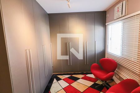 Casa à venda com 180m², 4 quartos e 2 vagas Casa à venda com 180m², 4 quartos e 2 vagasQuarto 3