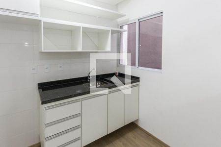 Cozinha de kitnet/studio à venda com 1 quarto, 24m² em Jardim Independência, São Paulo
