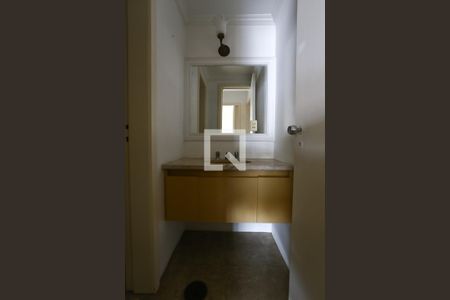 Lavabo de apartamento à venda com 4 quartos, 250m² em Real Parque, São Paulo