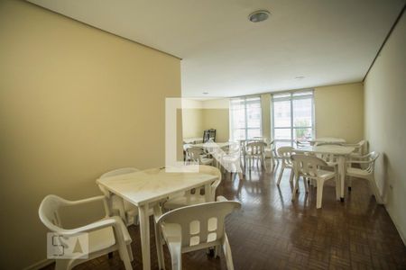 Apartamento à venda com 48m², 2 quartos e 1 vaga Apartamento à venda com 48m², 2 quartos e 1 vagaSalão de festas