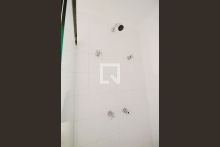 Apartamento à venda com 68m², 2 quartos e 2 vagas Apartamento à venda com 68m², 2 quartos e 2 vagasBanheiro da Suíte