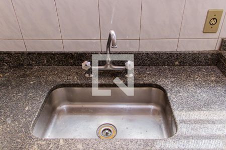 Casa à venda com 180m², 3 quartos e 3 vagasCozinha - Torneira