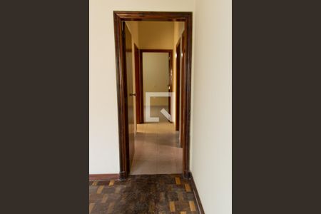 Corredor de casa à venda com 3 quartos, 180m² em Pirituba, São Paulo