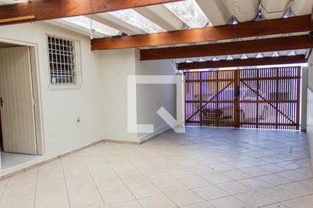 Casa à venda com 180m², 3 quartos e 3 vagasGaragem coberta